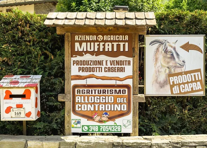 Del Contadino 3* سوندريو
